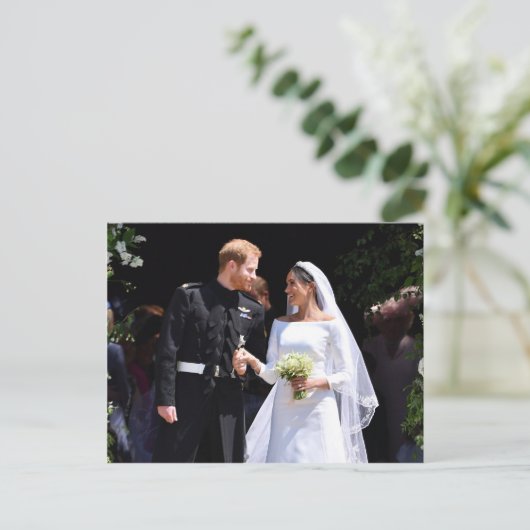 Carte Postale Prince Harry et Meghan Markle Mariage royal (Debout devant)