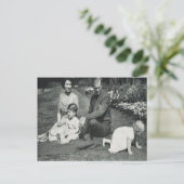 Carte Postale Princesse Elizabeth et famille 1951 (Debout devant)