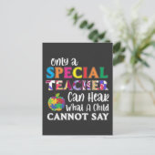 Carte Postale Professeur d'enseignement spécial pour enfants (Debout devant)