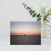 Carte Postale Promenade À Vélo Avant Le Soleil (Debout devant)