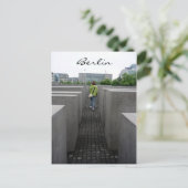 Carte Postale promenade des monuments de Berlin (Debout devant)