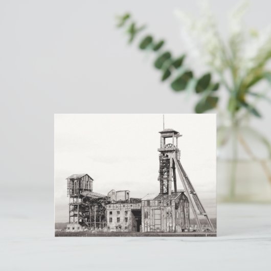 Carte Postale Puits Marie (Debout devant)