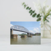 Carte Postale Purple People Bridge (Debout devant)