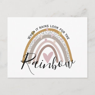 Carte Postale quand il pleut, cherche l'arc-en-ciel