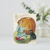 Carte Postale Quand les sorcières abondent à Halloween (Debout devant)