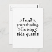 Carte Postale Quête latérale Procrastinante (Devant / Derrière)