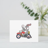 Carte Postale Rabbit en tant que Biker avec Motorcycle.PNG (Debout devant)