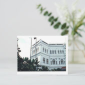 Carte Postale Raffles Hotel Singapour (Debout devant)