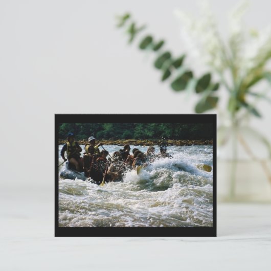 Carte Postale Rafting d'eau blanche (Debout devant)