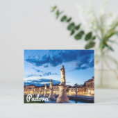 Carte Postale Rangée de statues illuminées à Padova (Debout devant)