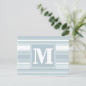 Carte Postale Rayures bleu glace Monogram (Debout devant)