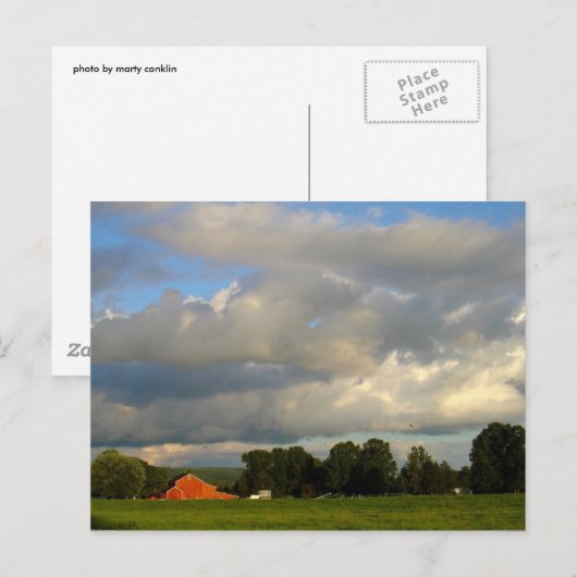 Carte Postale Red Barn Under (Devant / Derrière)