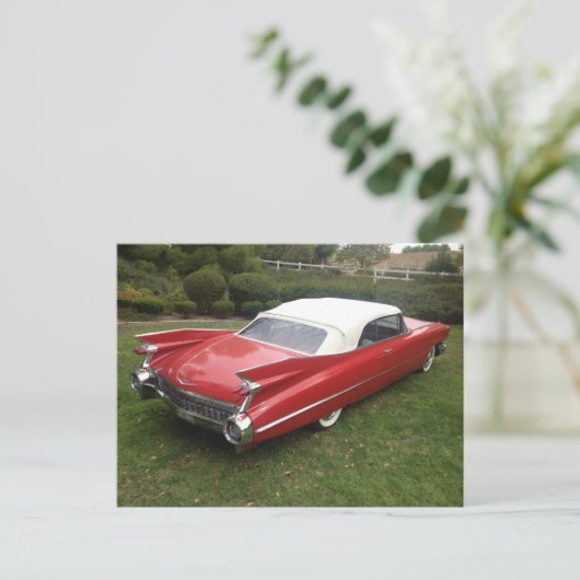 Carte Postale Red Caddy (Debout devant)