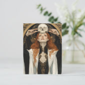 Carte Postale Red haired Goddess Woman With a Skull (Debout devant)