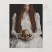 Carte Postale Red haired Woman With a Skull (Devant)