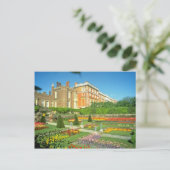 Carte Postale Red Hampton Court, Surrey, fleurs d'Angleterre (Debout devant)