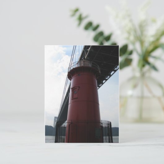 Carte postale Red Lighthouse (Debout devant)
