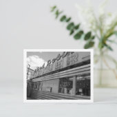 Carte Postale Red Robin Diner (Debout devant)