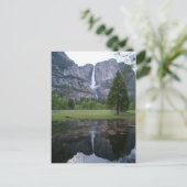 Carte Postale reflet des chutes de Yosemite (Debout devant)