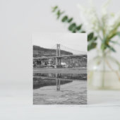 Carte Postale Réflexion de la tour Icy Bridge (Debout devant)