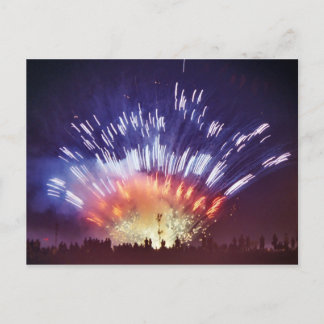 Carte Postale Regarder les feux d'artifice