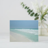 Carte Postale Regarder les vagues rouler dans (Debout devant)