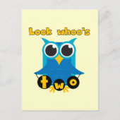 Carte Postale Regardez les 2 t-shirts et cadeaux d'anniversaire  (Devant)