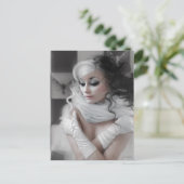 Carte Postale Reine des échecs (Debout devant)