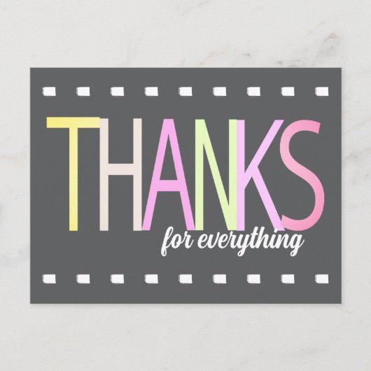 Carte Postale Remerciement Texte Couleur Pastel Sur Gris Minimal (Devant)