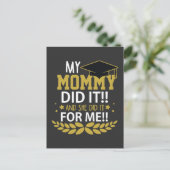 Carte Postale Remise de diplôme de la mère, appréciation de la f (Debout devant)