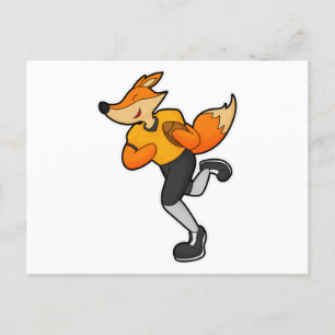 Carte Postale Renard en tant que joueur de football avec ballon 