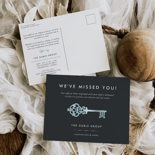 Carte Postale Réouverture de l'entreprise immobilière à clé vint