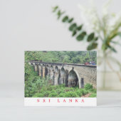 Carte postale représentant le pont à neuf arches d (Debout devant)