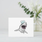 Carte Postale Requin comme cuisinier avec un chapeau de chef (Debout devant)