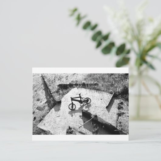 Carte Postale Reste du vélo (Debout devant)