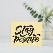 Carte Postale Restez positif Jaune (Debout devant)