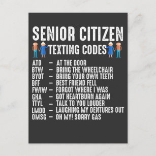 Carte Postale Retired elderly Person Senior Citizen Texting Code
