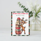 Carte postale rétro rouge de voeux de Noël avec un (Debout devant)