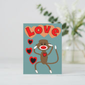 Carte Postale Rétro sock singe LOVE (Debout devant)