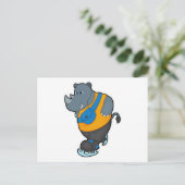 Carte Postale Rhinocéros au patinage avec sac banane (Debout devant)
