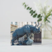 Carte Postale Rhinoceros devant le musée d'Orsay - Paris (Debout devant)