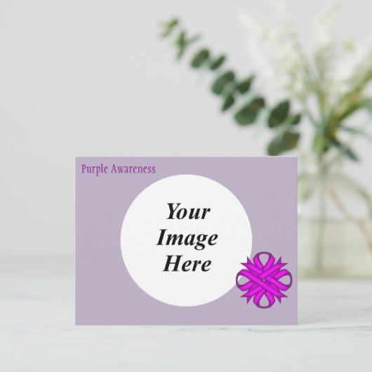 Carte Postale Ribbon Clover violet Modèle par Kenneth Yoncich (Debout devant)