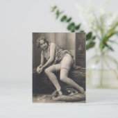 Carte postale Risque (Debout devant)