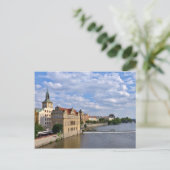 Carte Postale Rive de Prague, République tchèque, vacances (Debout devant)