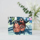 Carte Postale Roaches de masquage Mardi Gras (Debout devant)