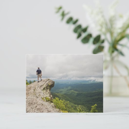 Carte Postale Roche soufflante en Caroline du Nord (Debout devant)