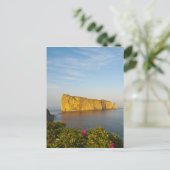 Carte Postale Rocher Perce (Perce Rock), Québec, Canada. (Debout devant)
