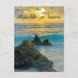 Carte Postale Rochers et vagues à Nauru