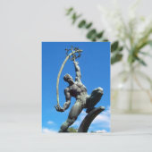 Carte Postale Rocket Thrower (Debout devant)