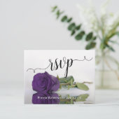 Carte Postale Romantique violet profond reflétant mariage Rose R (Debout devant)